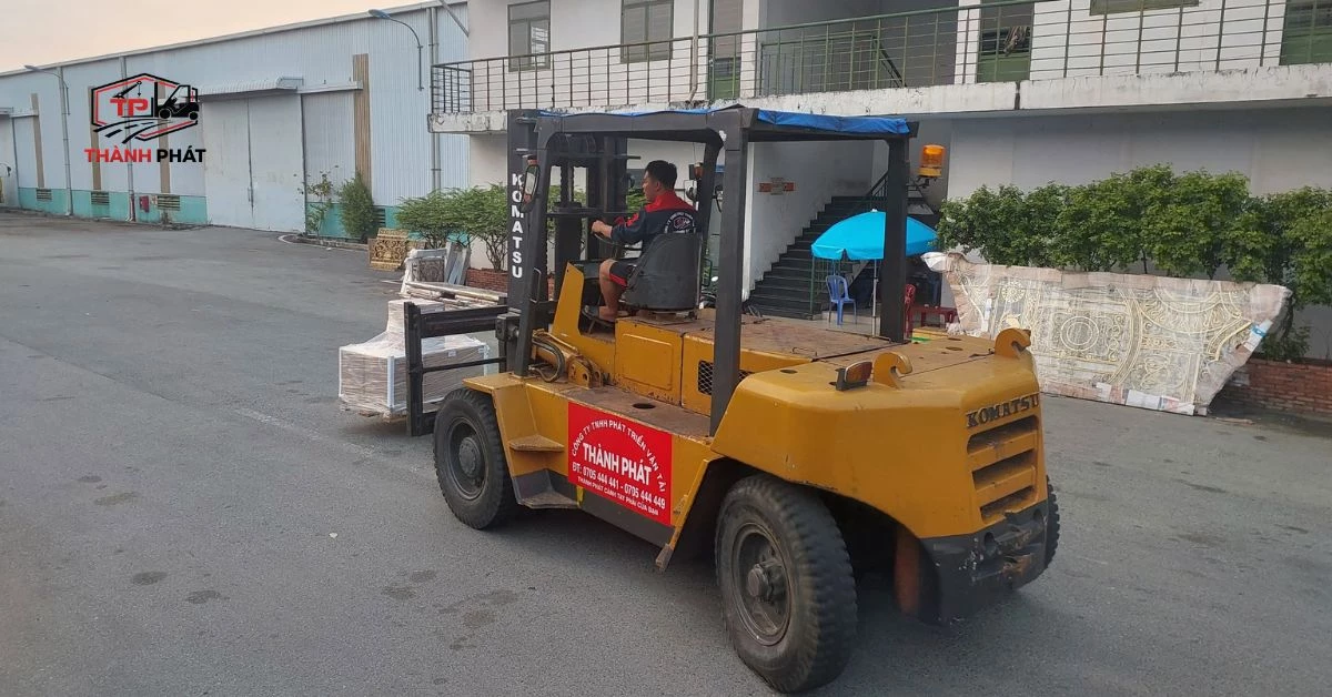 Thanh lý xe nâng cũ giá rẻ, chất lượng cao tại Linh Lam Thành Transport