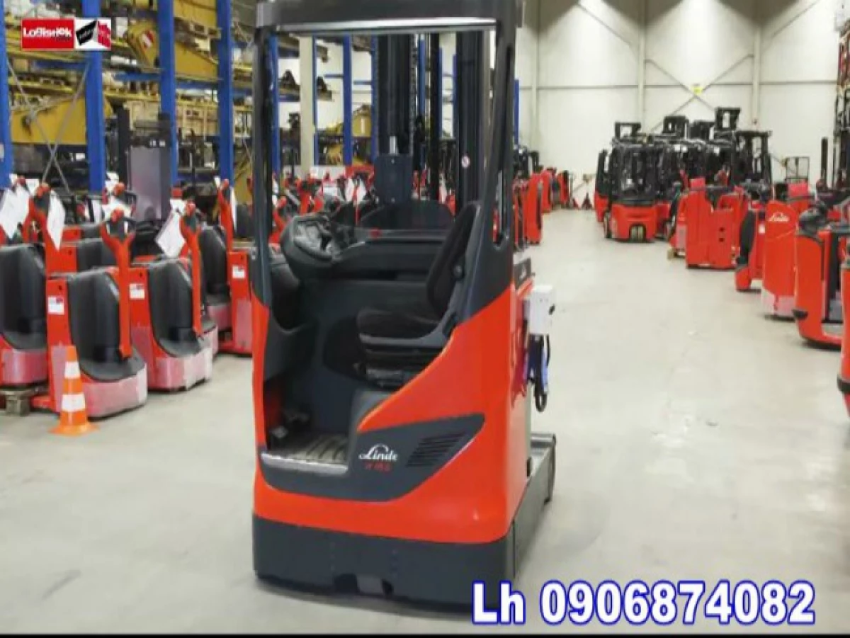 Xe nâng Linde hiệu suất cao trong kho hàng