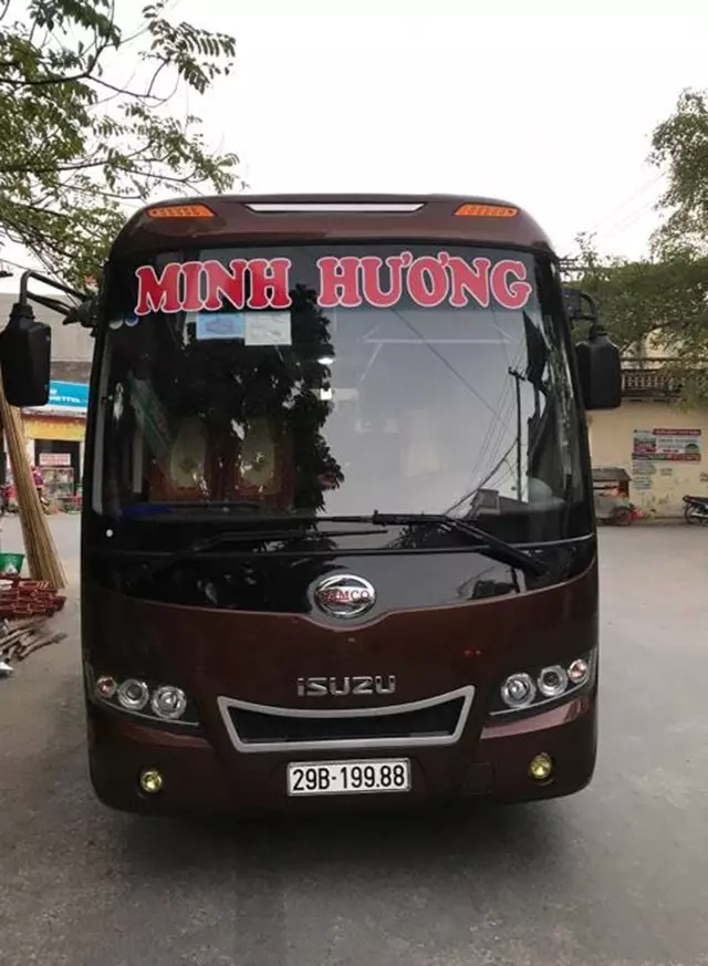 Nhà xe Mạnh Hùng