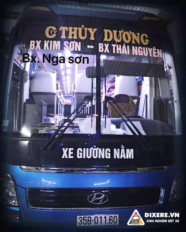 Xe khách Thùy Dương tại bến xe Giáp Bát Thái Nguyên